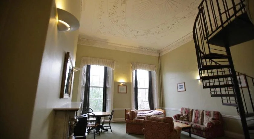 MEC Hostel