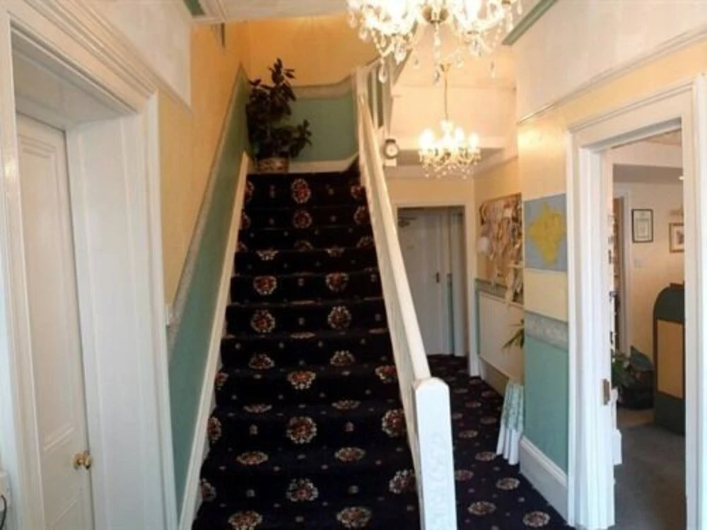 Roseglen Hotel