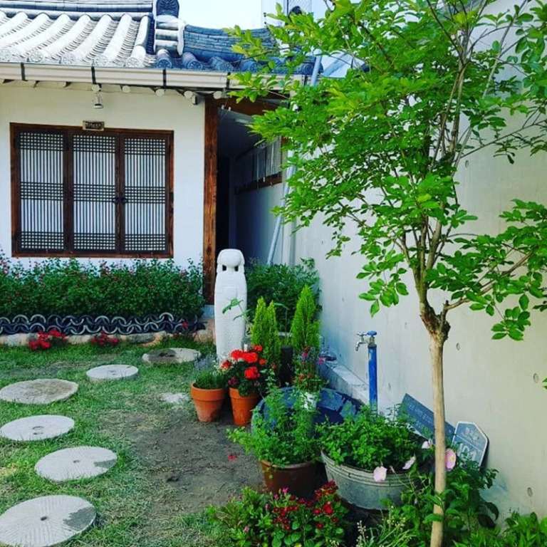 The ladies house