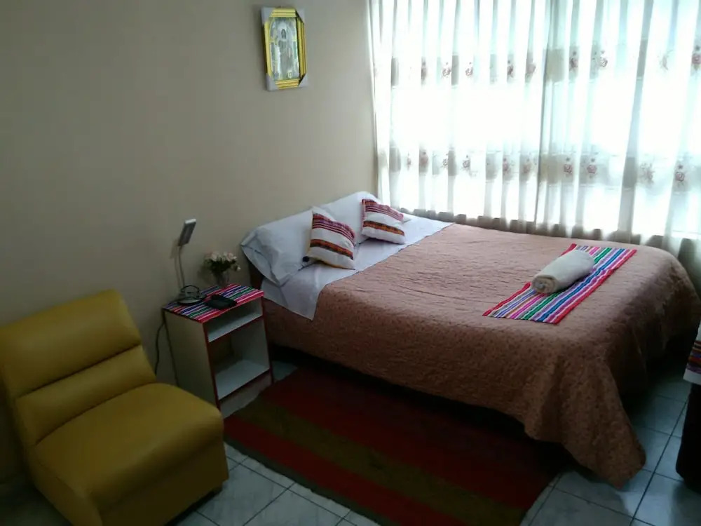Shanell House - Hostel