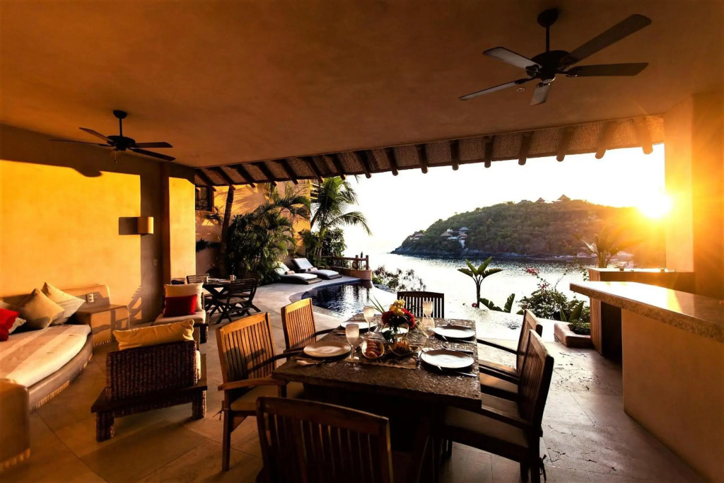 Villa Peninsula