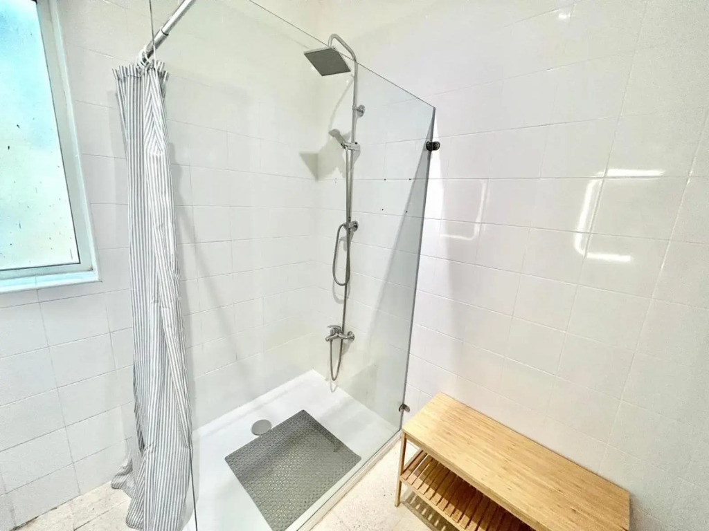 St Julians - Balluta Bay large 3 bedroom apartment