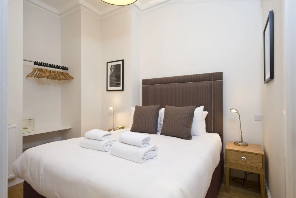 Destiny Scotland - Princes Street Residence