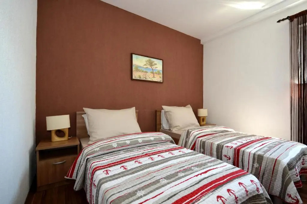Apartments Maslina