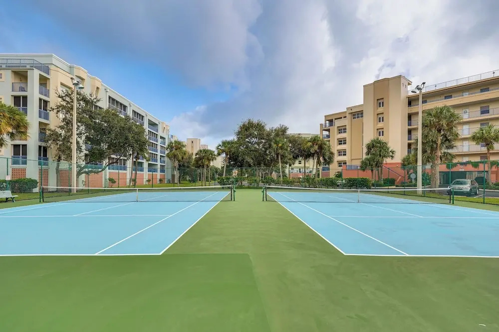 Walk to Shore: 5th-floor Condo in New Smyrna Beach