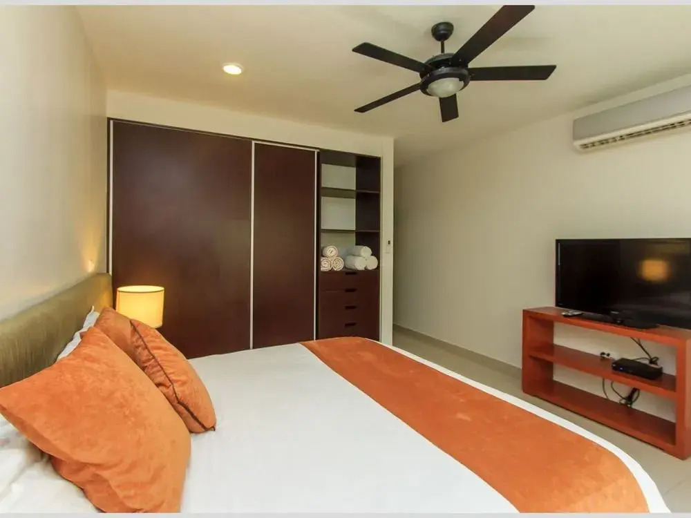 Sabbia 2310 3 Bedrooms All In Suite by RedAwning