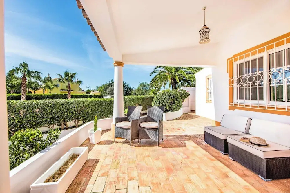 Buganvilia by Algarve Villa Holidays