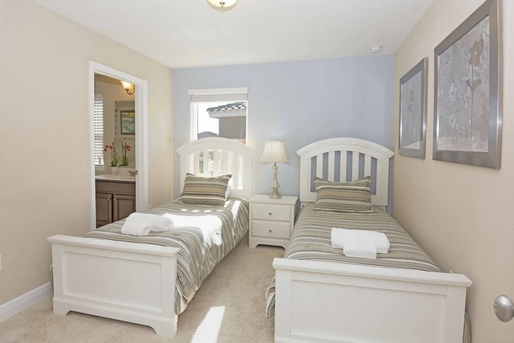 4405 Acorn Ct