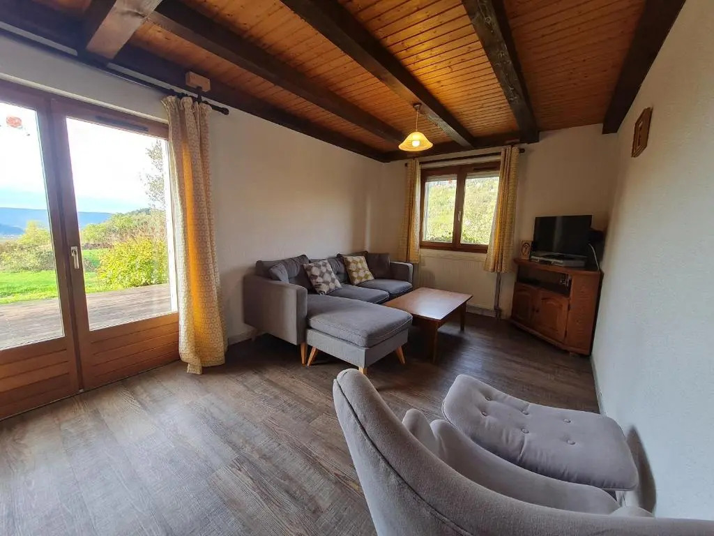 Gîte confortable à Basse-sur-le-Rupt - 3 chambres, terrasse, proche La Bresse - FR-1-589-42