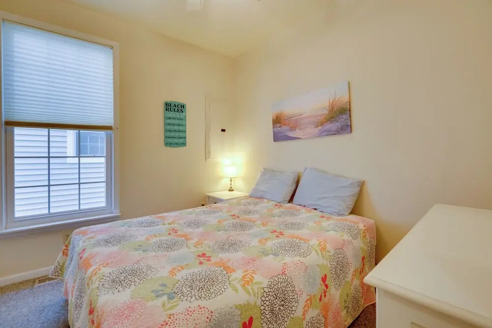 Sunny Ocean City Retreat ~ Qtr-mi to Beach!