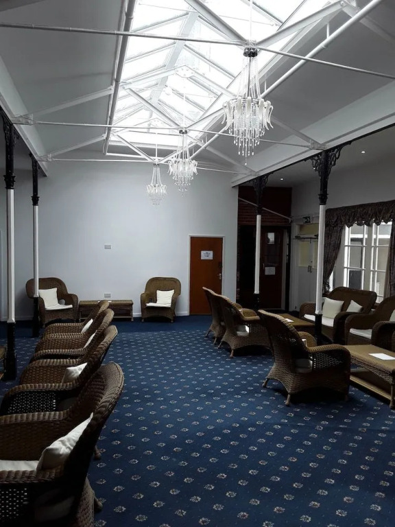 Royal Hotel