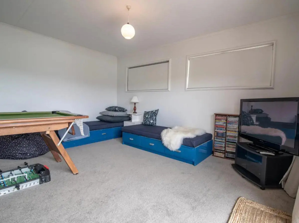 Kingfishers Perch - Takamatua Holiday Home