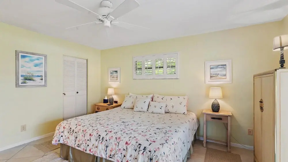 Serenity On Sutton 2 Bedroom Townhouse by RedAwning