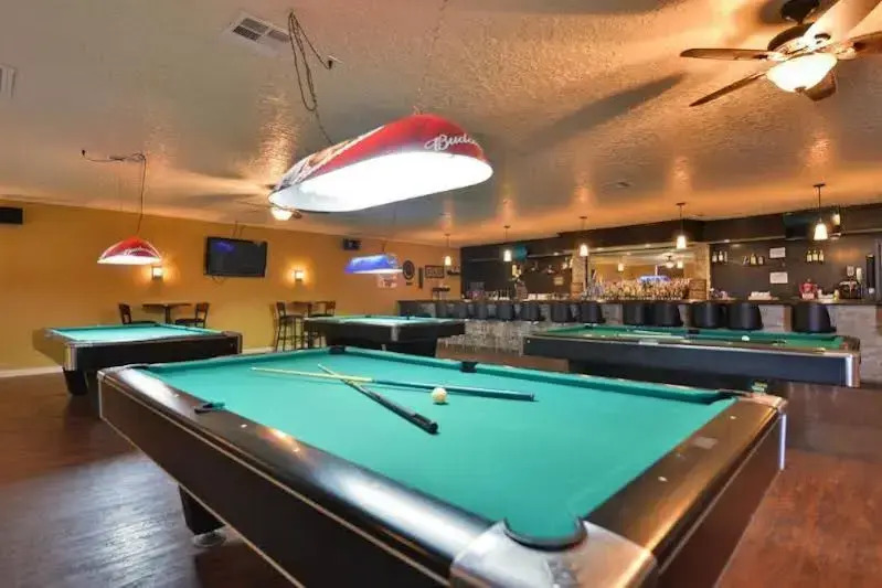 Econo Lodge Space Center