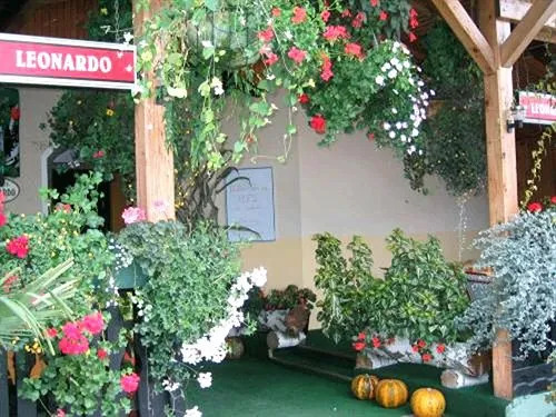 Hotel Leonardo