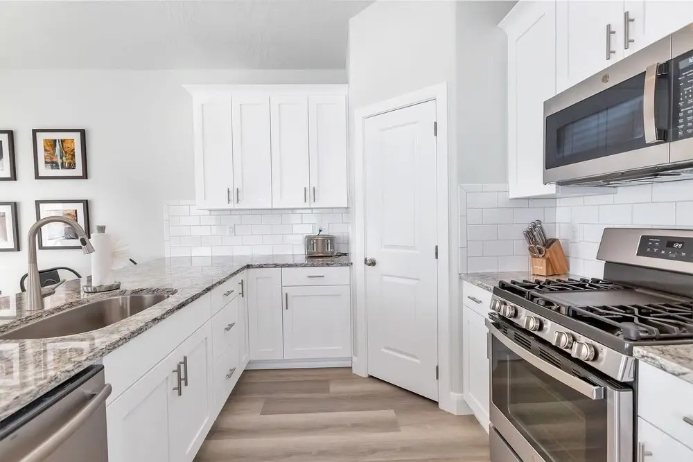 Gateway 3 Bedroom Townhouse by Redawning