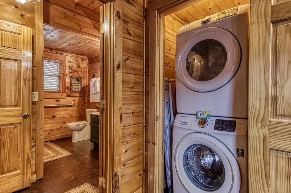Papa Bears Hideaway - FKA Cold Creek Camp By Heritage Cabin Rentals
