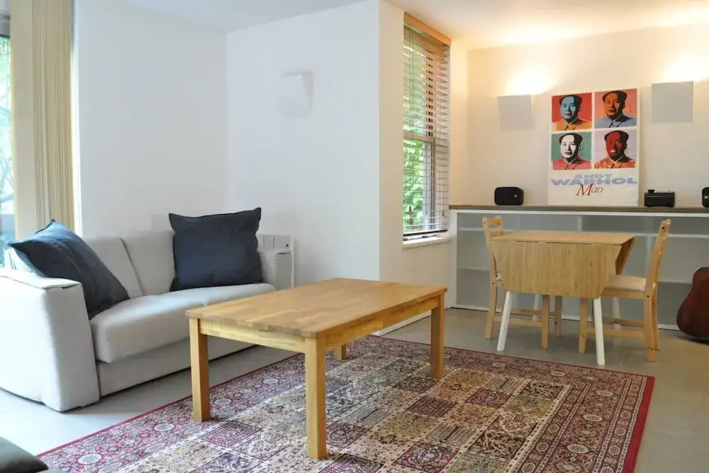 Fantastic 1 Bedroom Flat in Great Location