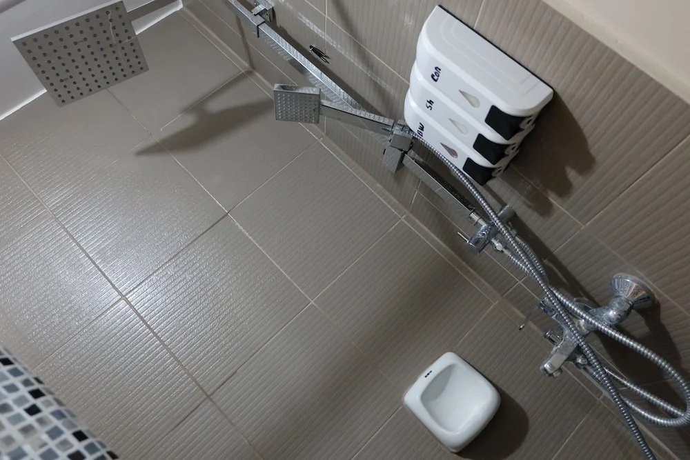 Brand New Quiet Clean Condo at The Heart of Cebu with Hispeed Wifi
