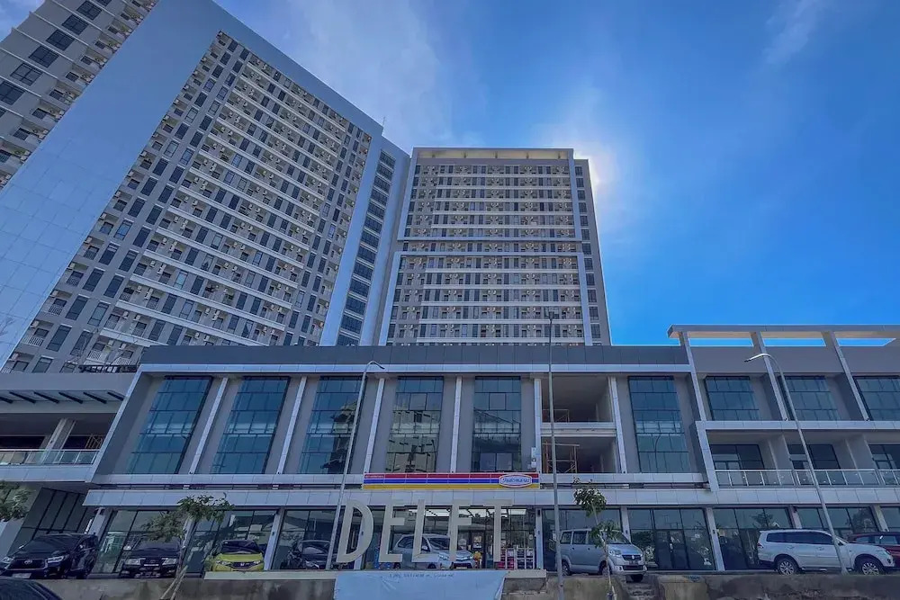 Basic Studio At Apartment Delft Ciputra Makassar