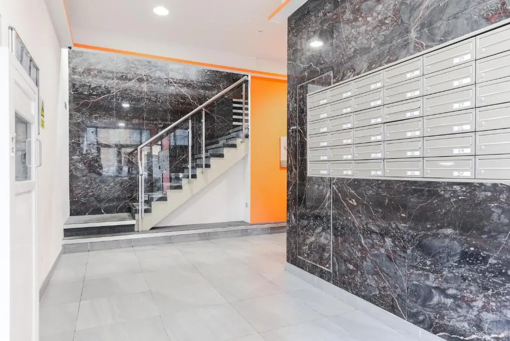 Beautiful Modern Décor Apartment in the Centre of Slough