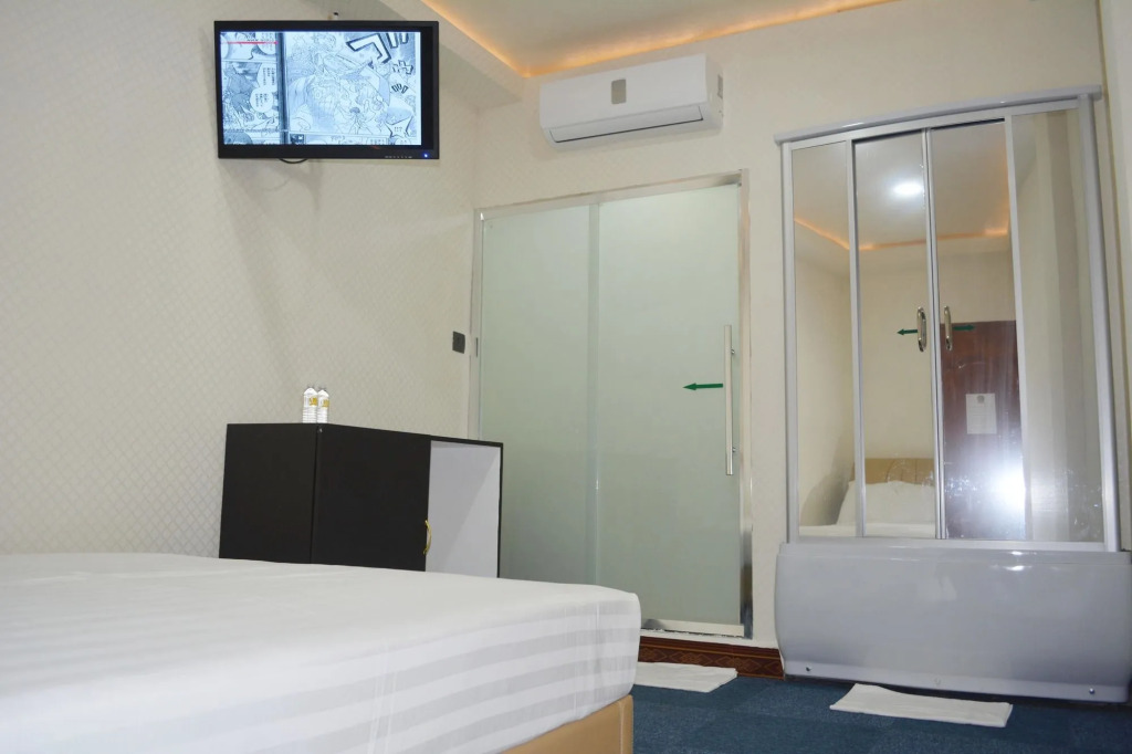 999 Hotel