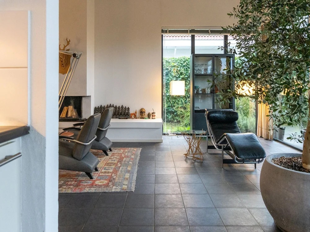 Cozy Forest Villa on the Water Near Harderwijk