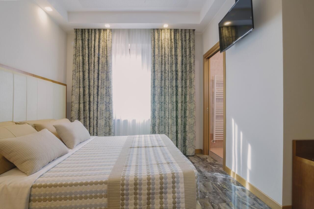 Piccolo Hotel