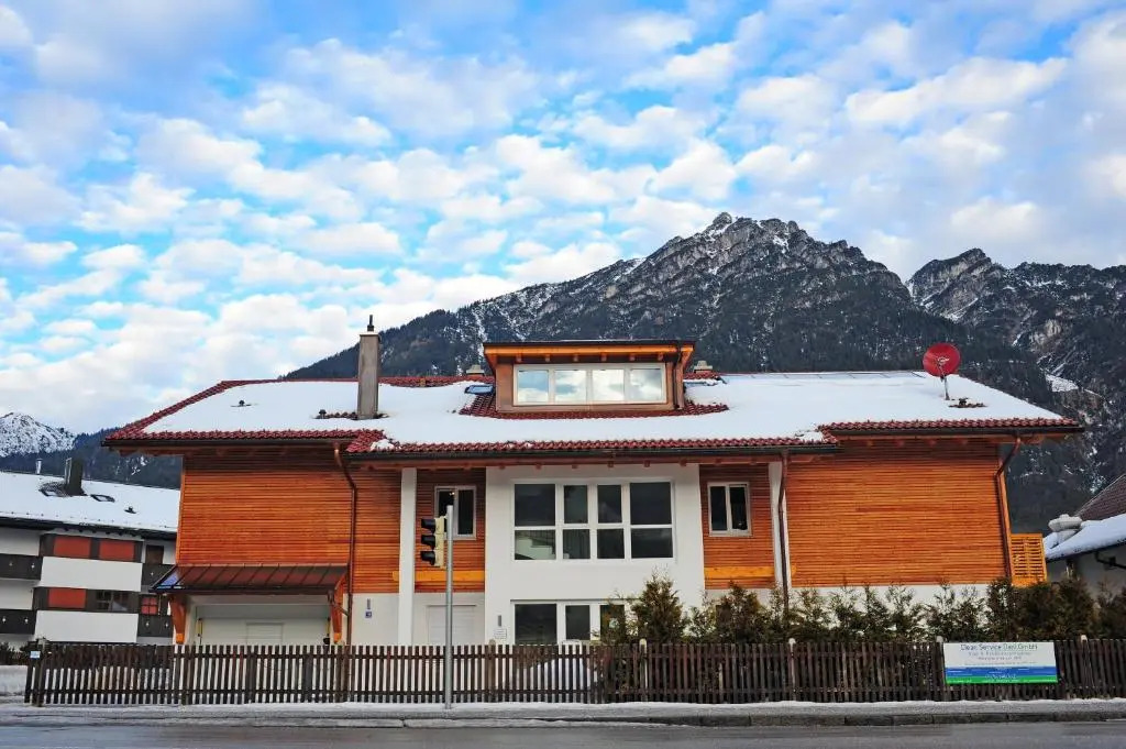 Zugspitze Street Apartment