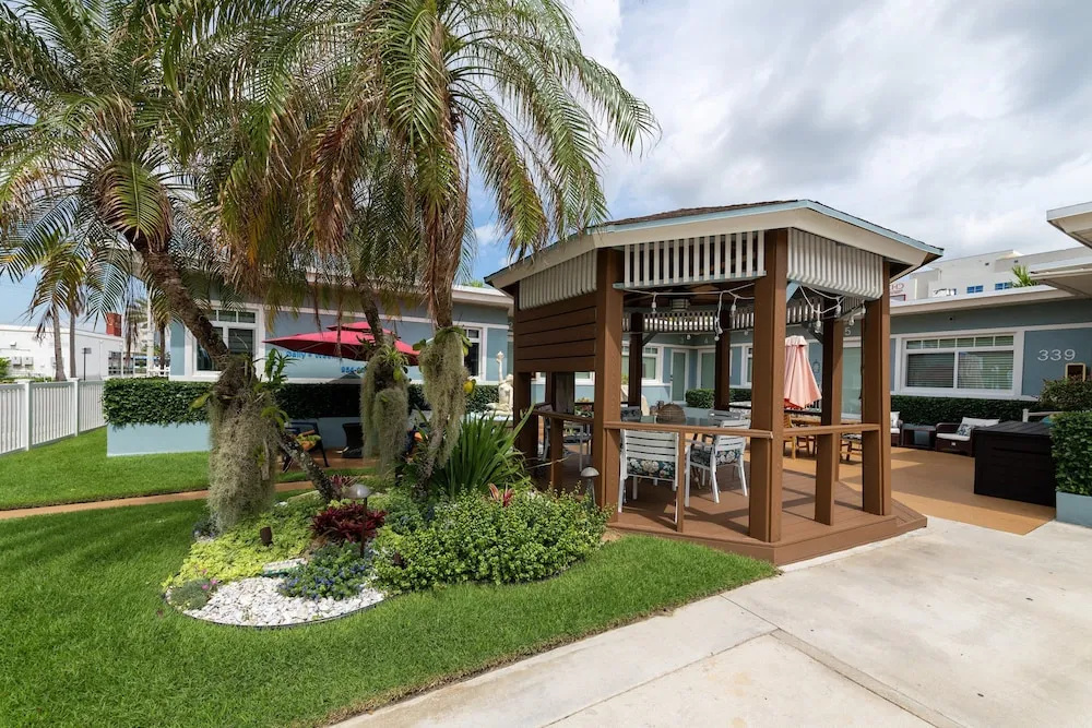 Tropic Isle Boutique Hotel