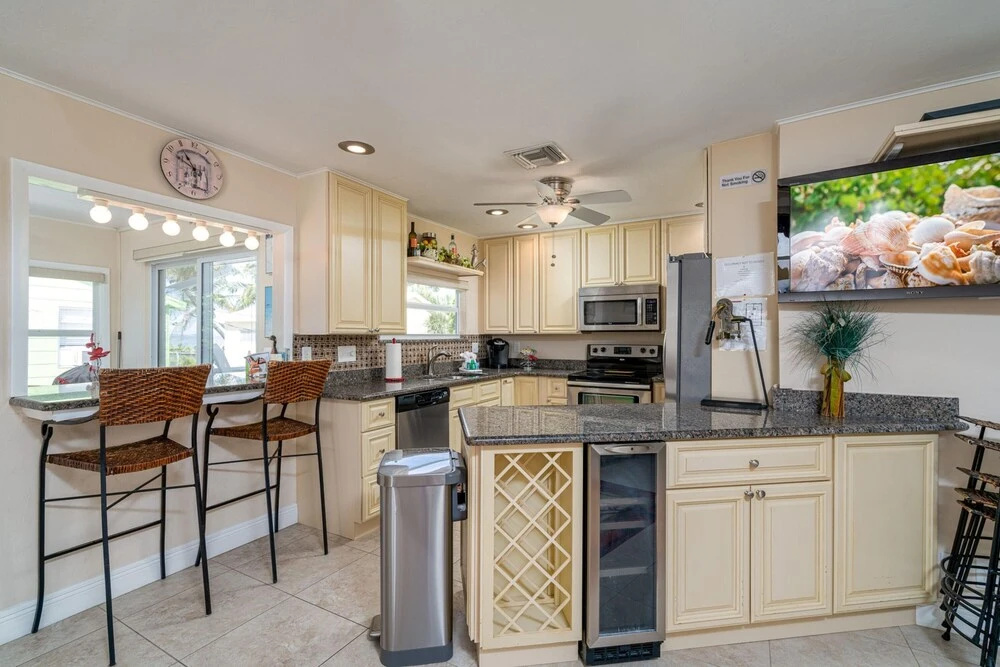 646 Estero Blvd - The Shark Shack by Coastal Vacation Properties