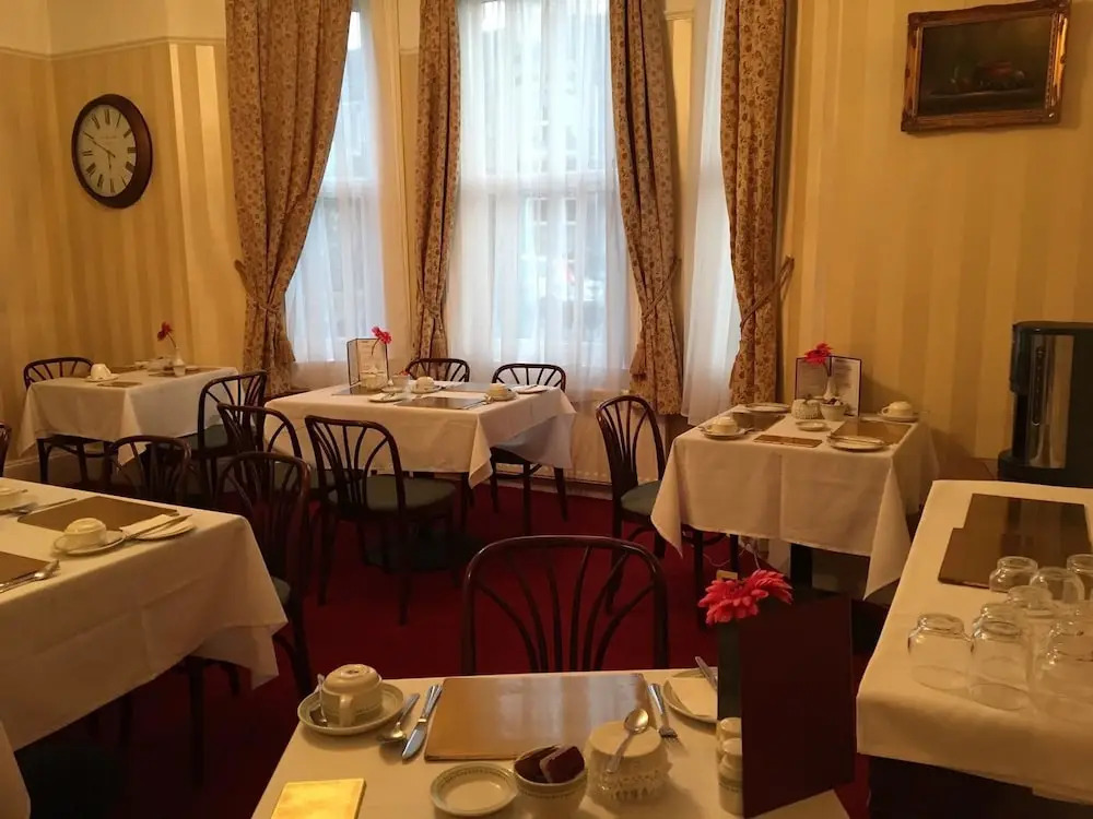 Avon Guesthouse