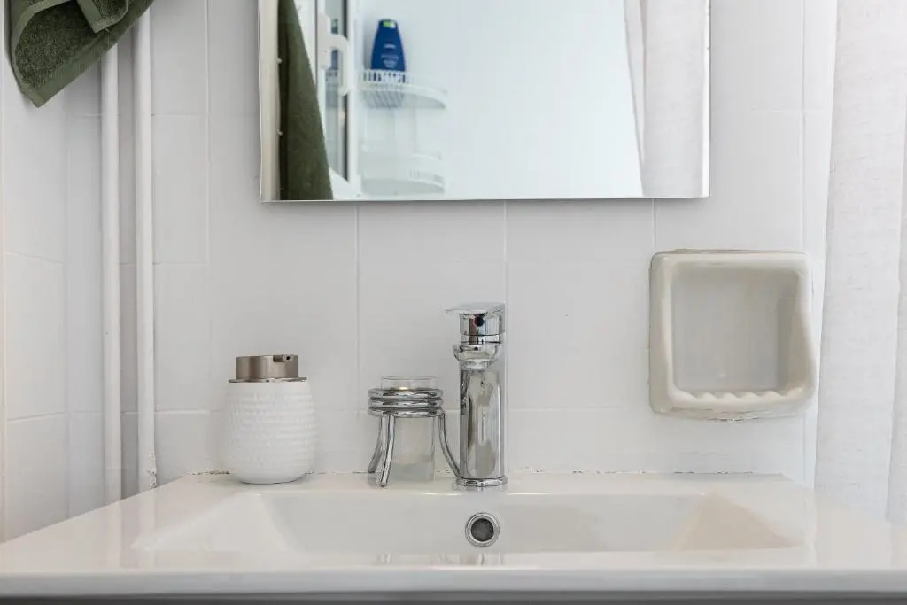 Loutraki apartment Greek open house