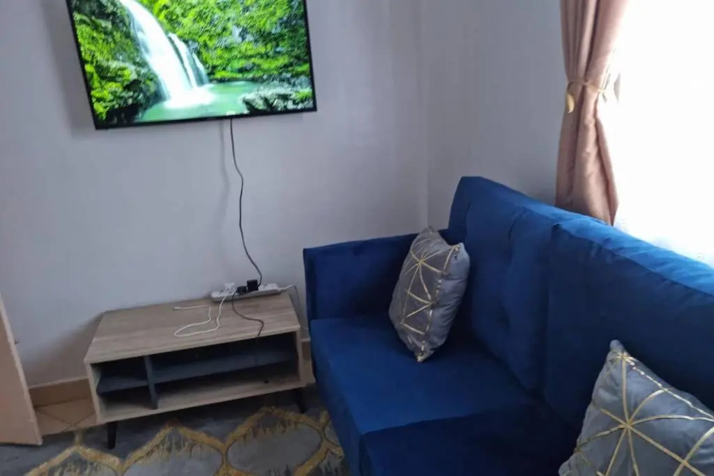 Cozy studio with WIFI &Parking in South B