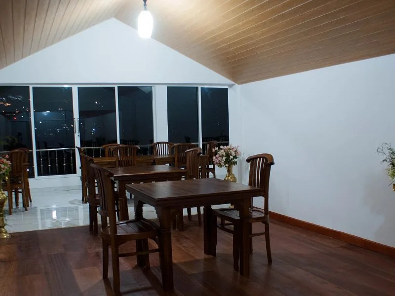 Thilina Hotel