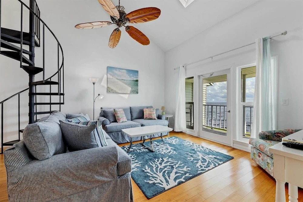 Port Charlotte Private Waterfront Condo Wa4410-317