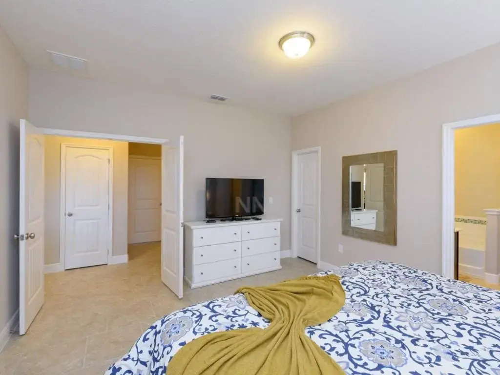 5Sts51OB72 Vacation Home Near Disney Area by RedAwning