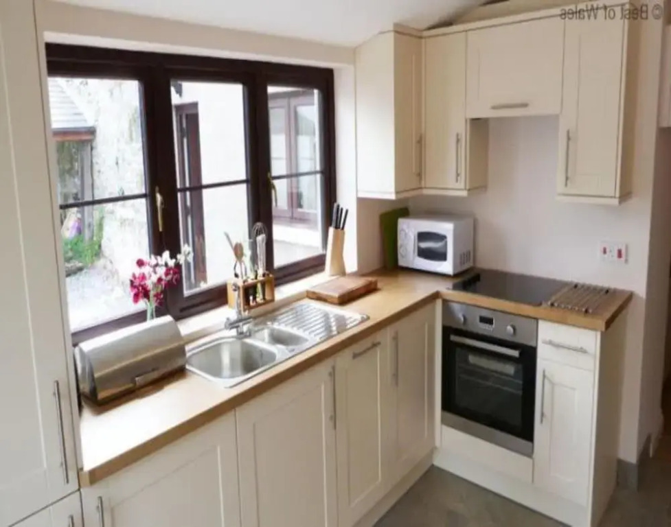 Holiday Home Near Mumbles Pier