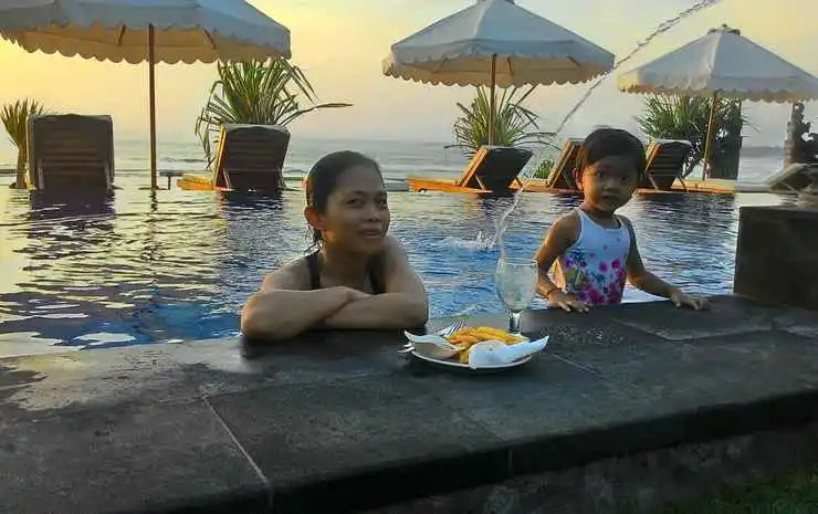 Twilight Ceningan