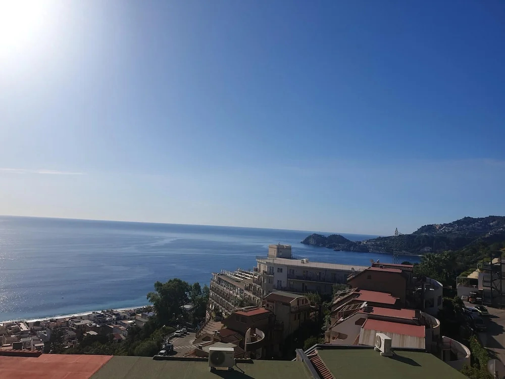 House With 2 Bedrooms in Letojanni, With Wonderful sea View, Furnished Terrace and Wifi - 500 m From the Beach