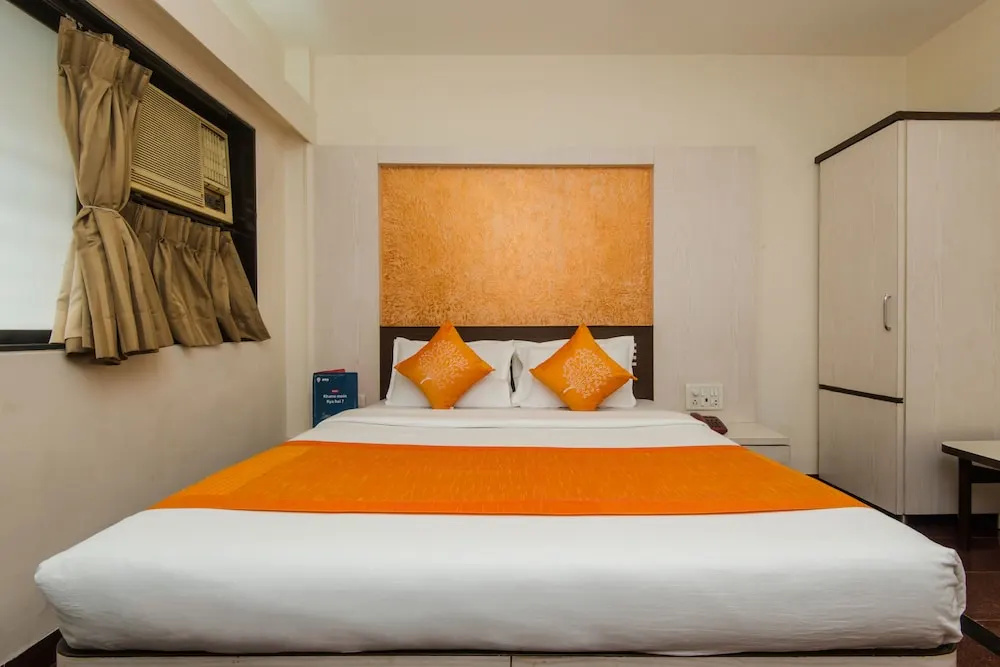 OYO 10248 Hotel Sahar International