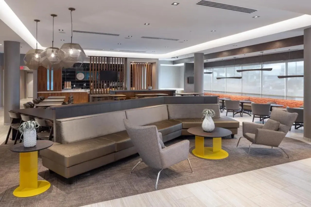 SpringHill Suites Tucson at The Bridges