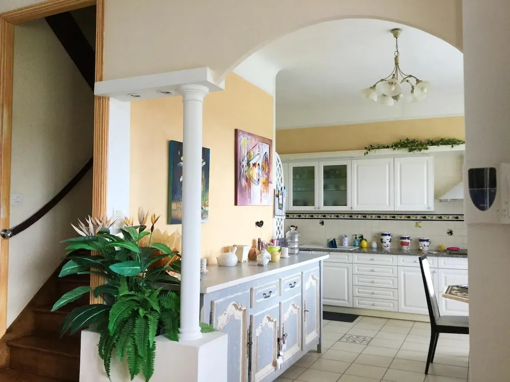 Villa With 5 Bedrooms in Bourré, With Private Pool, Enclosed Garden and Wifi - 4 km From the Beach