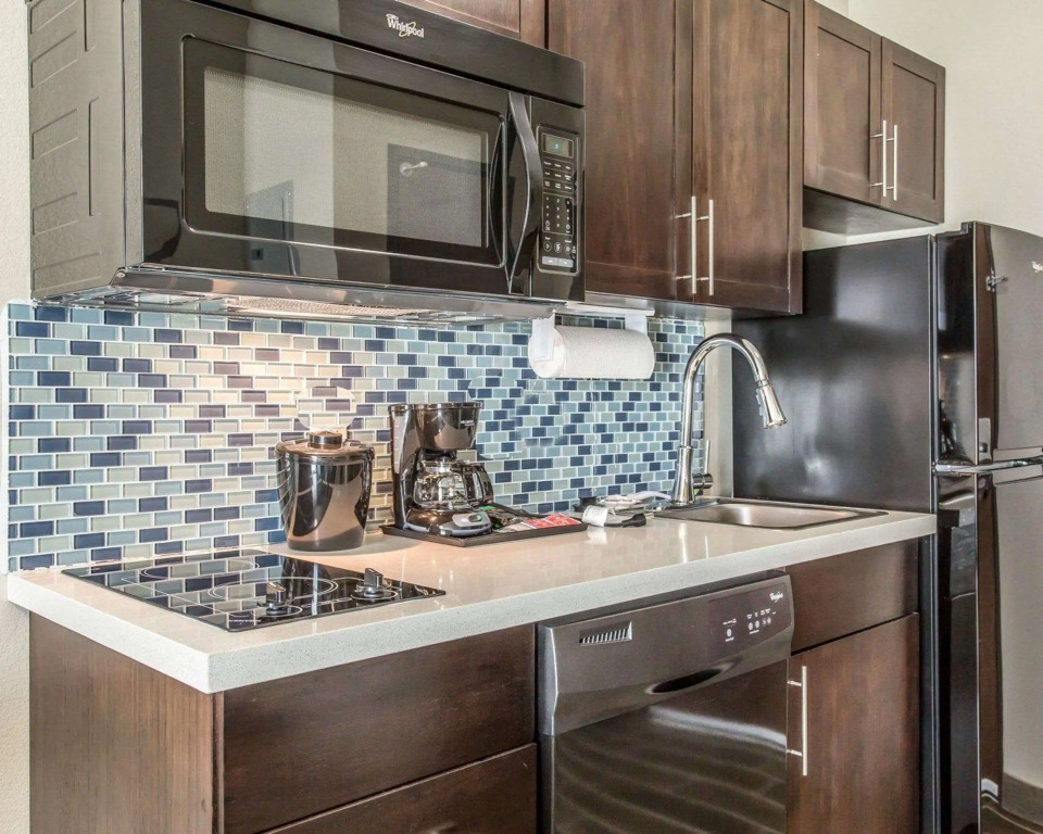 MainStay Suites Midland