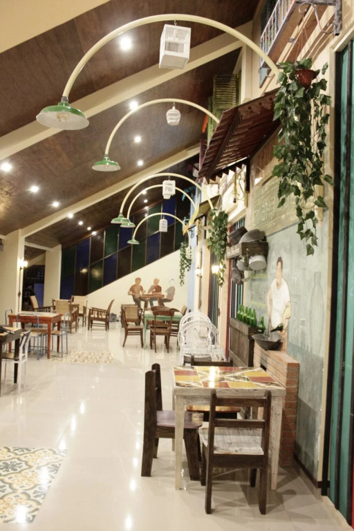 Omah Njonja Bed & Brasserie