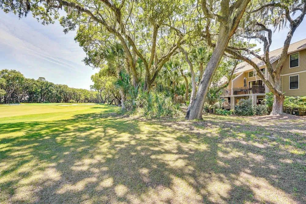 Seabrook Island Villa w/ Patio < 1 Mi to Beach!