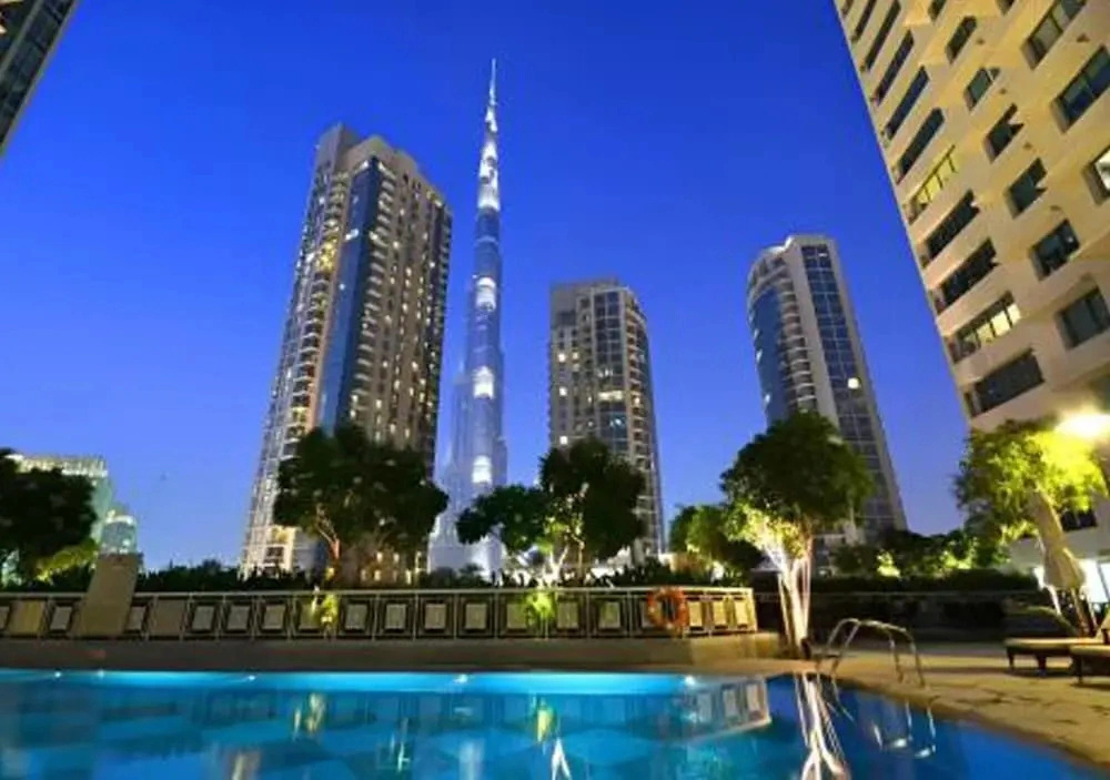 Luxury 2BR Downtown Apt With Burj Khalifa View
