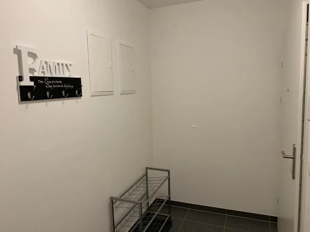 Modern airconditioned city apartment close to VIC