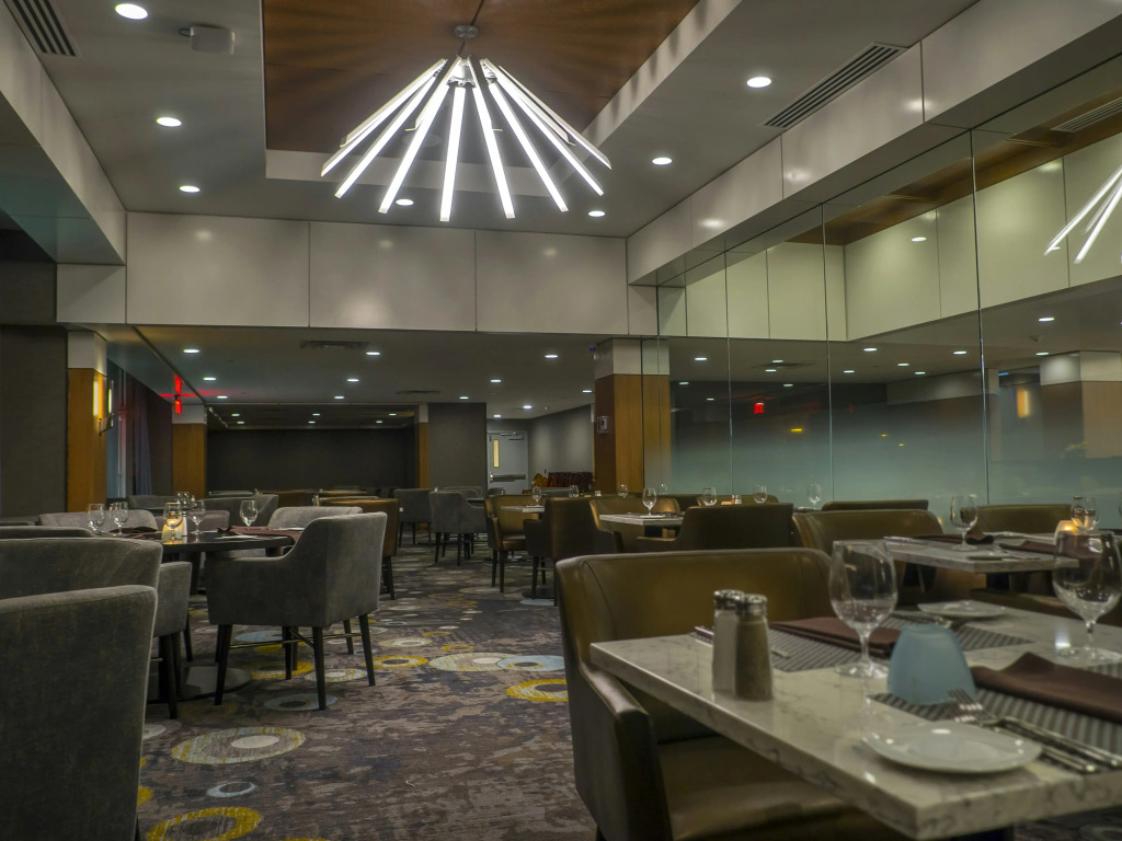 DoubleTree by Hilton Hotel Niagara Falls New York