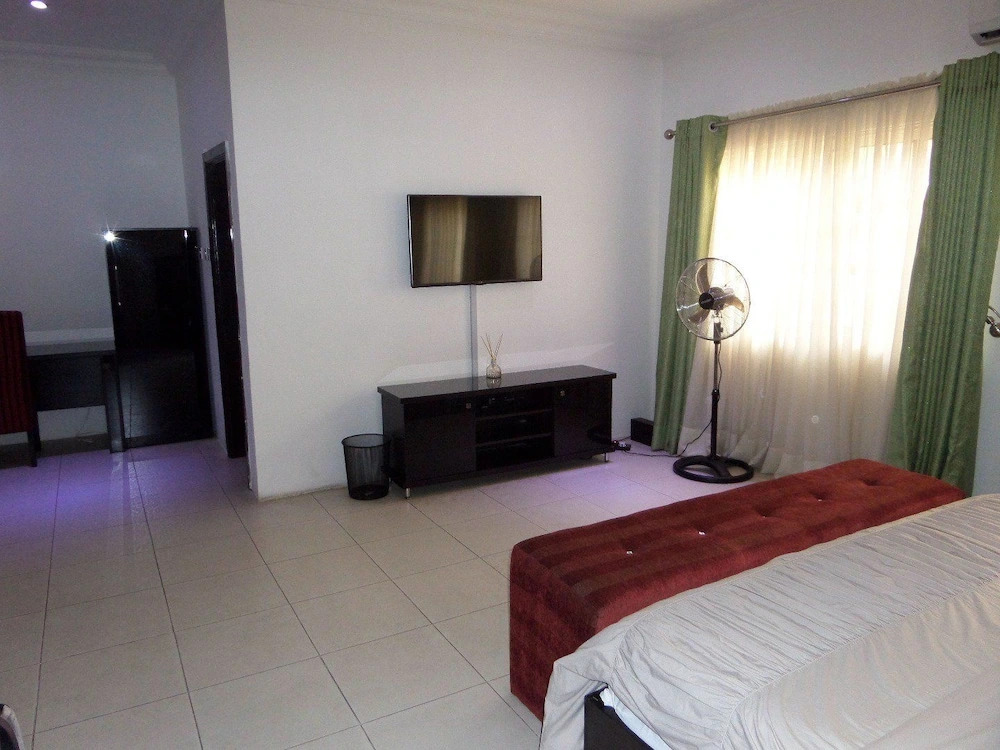 King Serve Guest House